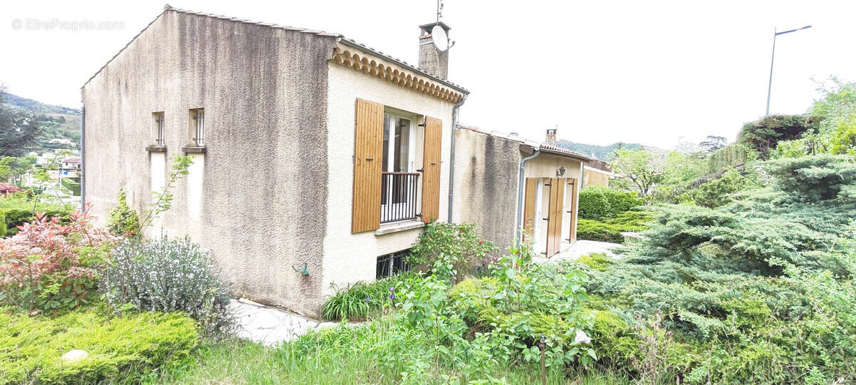Maison à TOURNON-SUR-RHONE