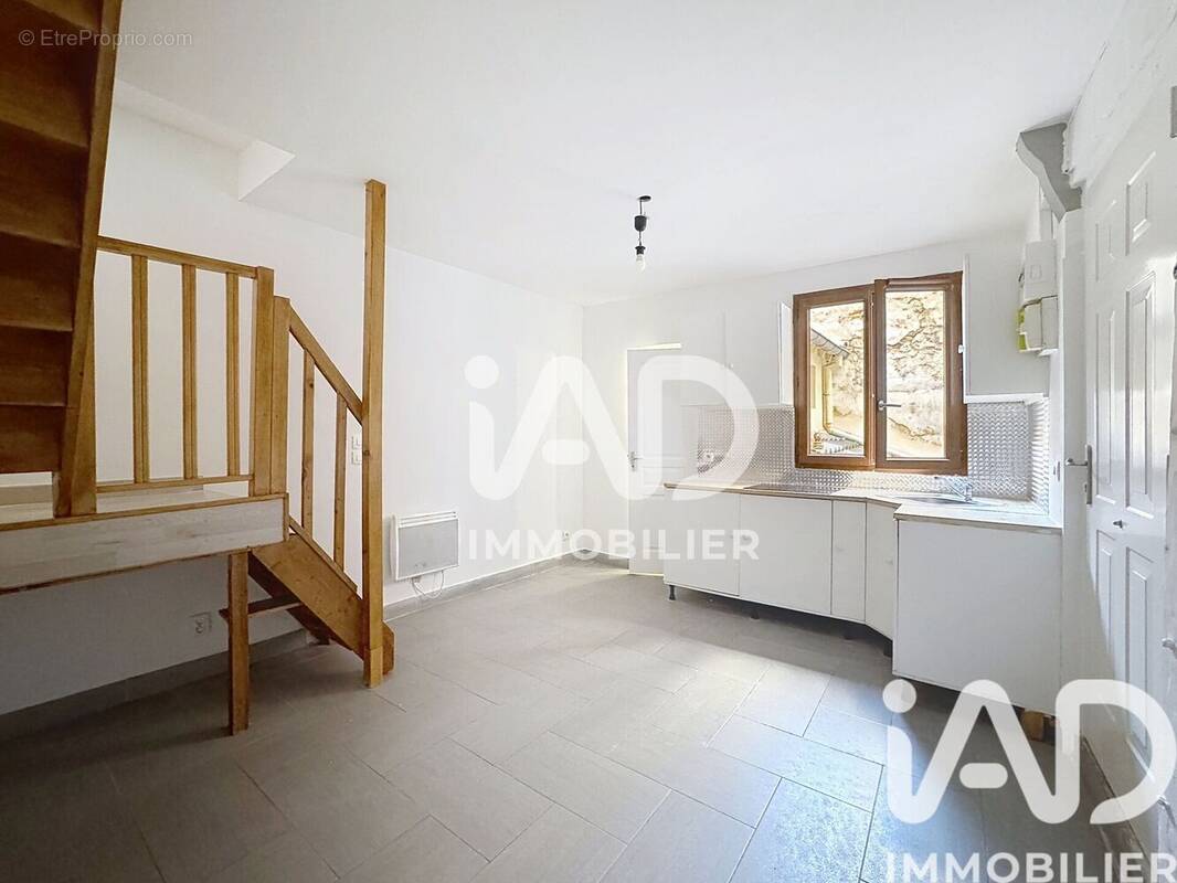 Photo 1 - Appartement à CORBEIL-ESSONNES