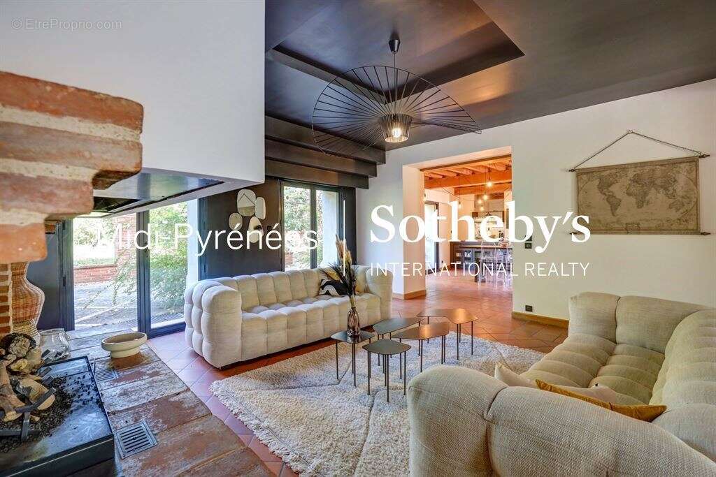 Maison à LAYRAC-SUR-TARN