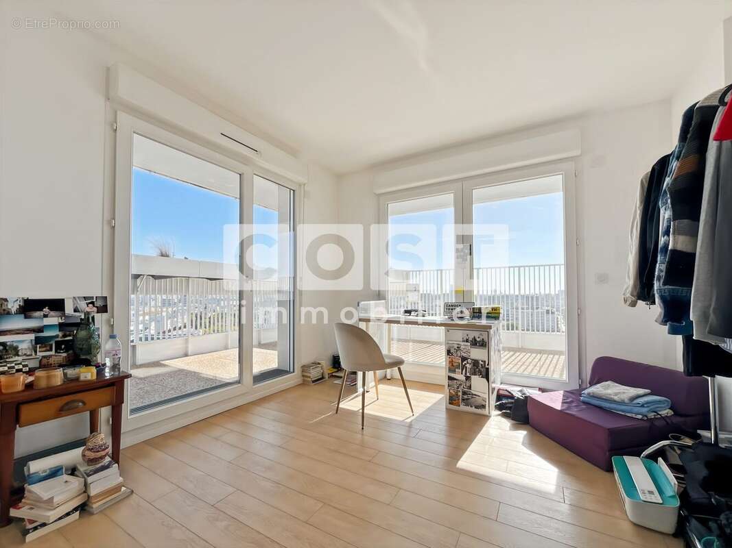 Appartement à ASNIERES-SUR-SEINE
