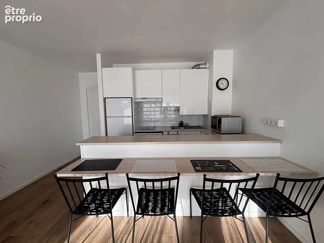 T2 équipé avec terrasse et superbe vue dégagée - photo 8