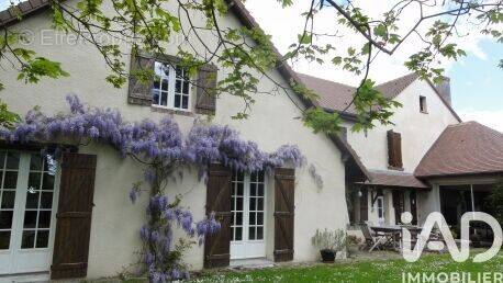 Photo 1 - Maison à SAINT-HILARION