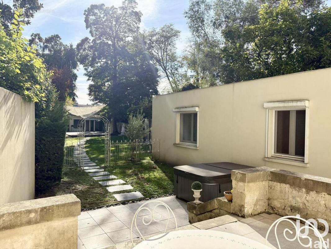 Photo 1 - Appartement à BORDEAUX