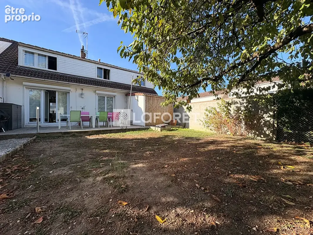 Maison  familiale type T5 - photo 14