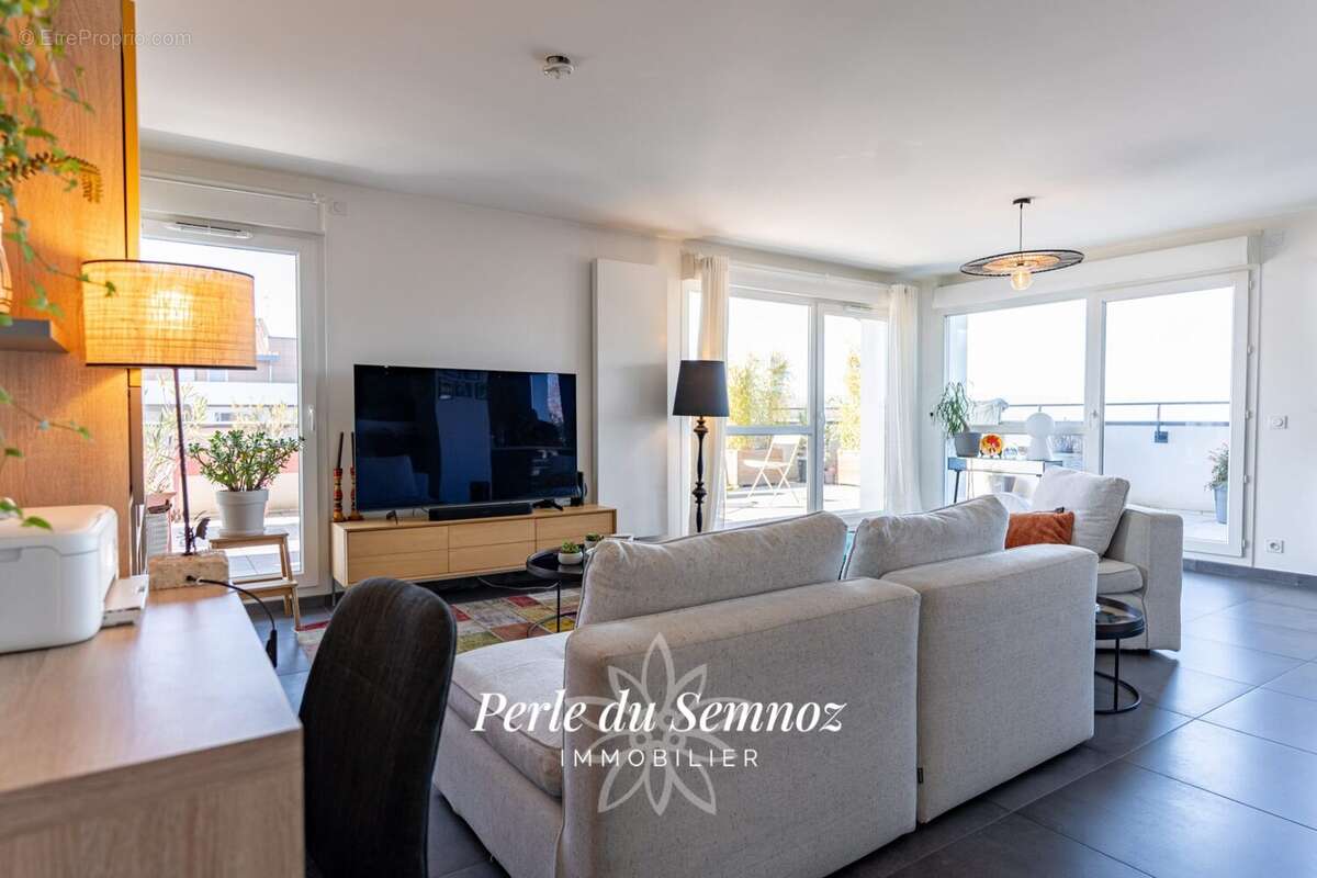 Appartement à SEYNOD