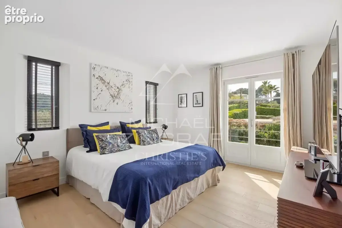 Magnifique rénovation dans un domaine fermé - photo 6
