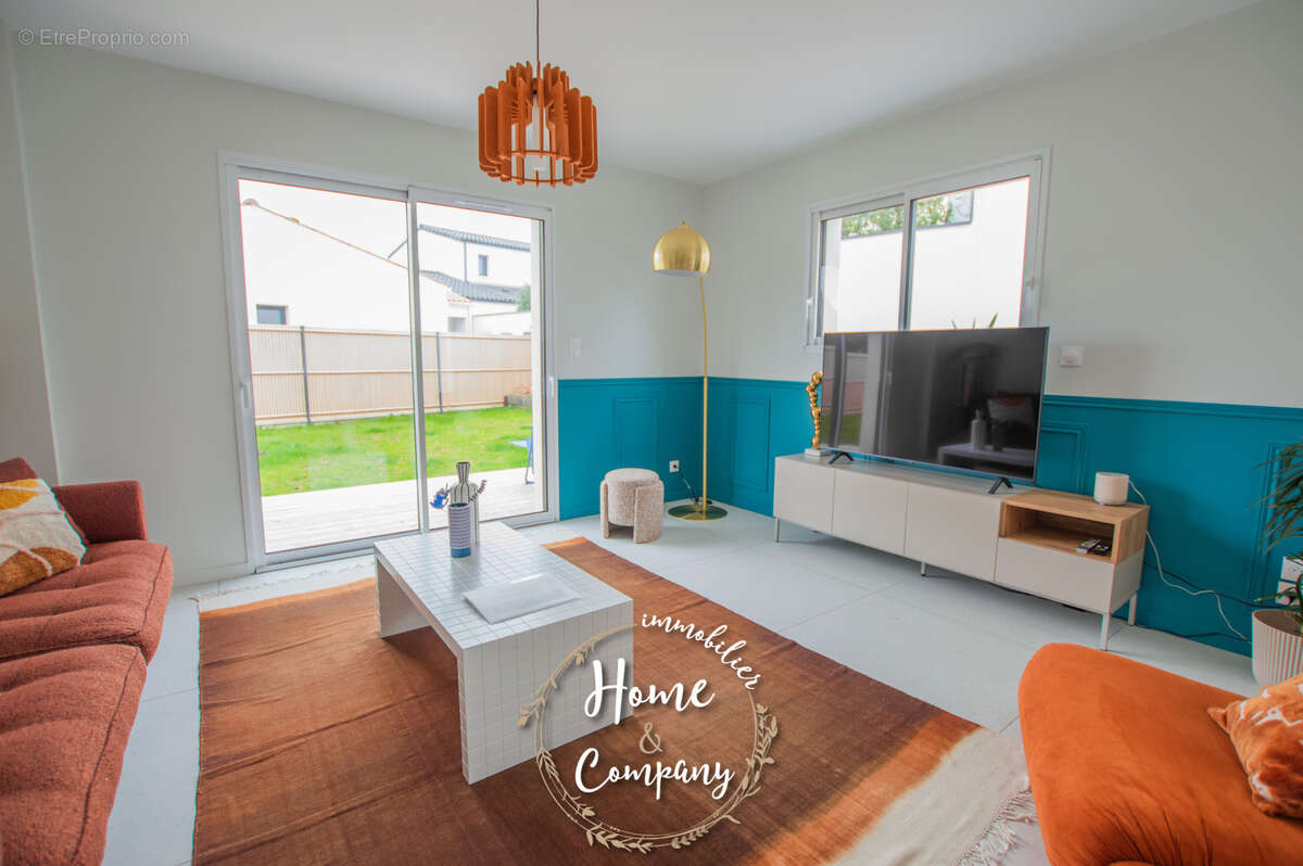 Maison à VAUX-SUR-MER