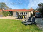 Maison à VENDAYS-MONTALIVET