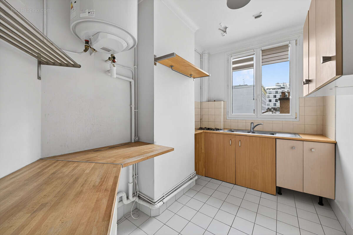 Appartement à PARIS-15E