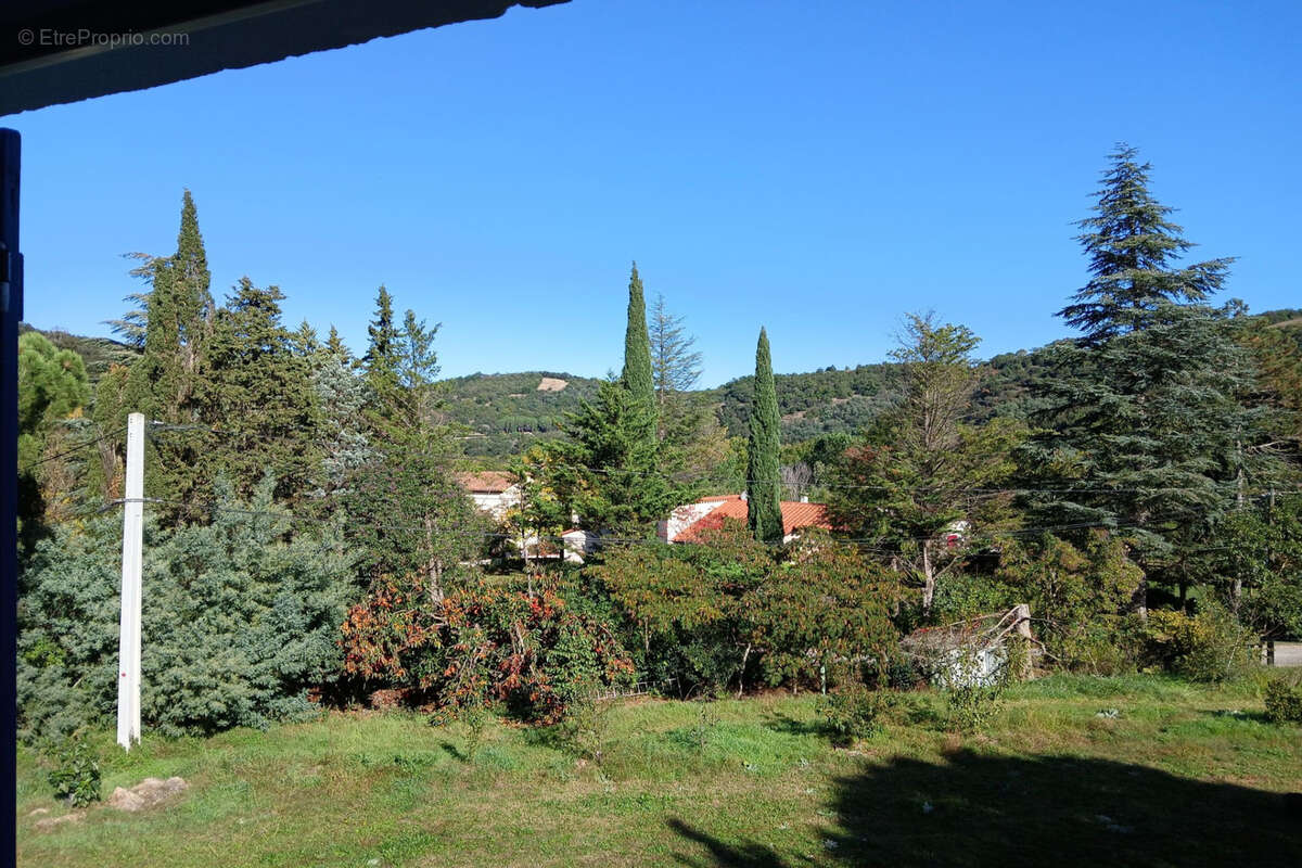 Maison à REYNES
