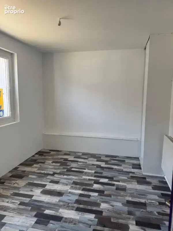 À Quimper, découvrez cet appartement T4 de 67,27 m² situé au rez-de-chaussée d’une résidence - photo 3
