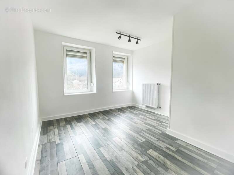 Appartement à SAULNES