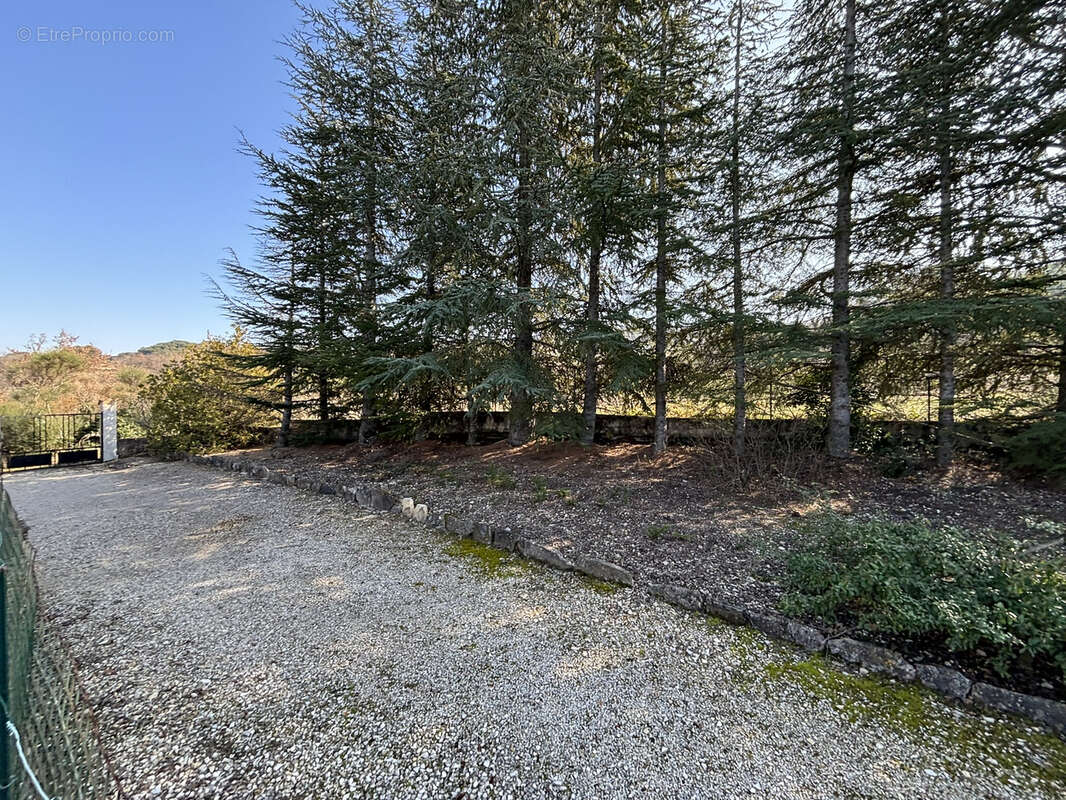 Maison à VAISON-LA-ROMAINE
