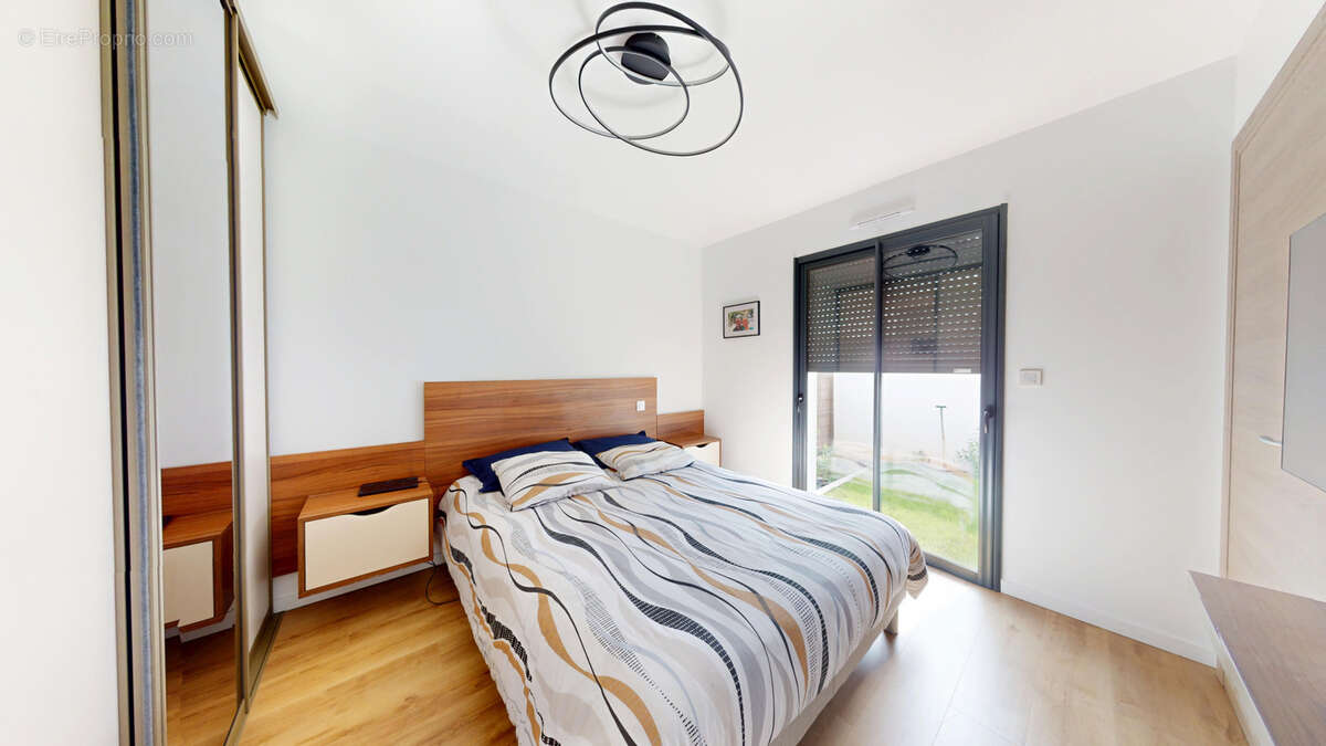 Maison à VAUX-SUR-MER