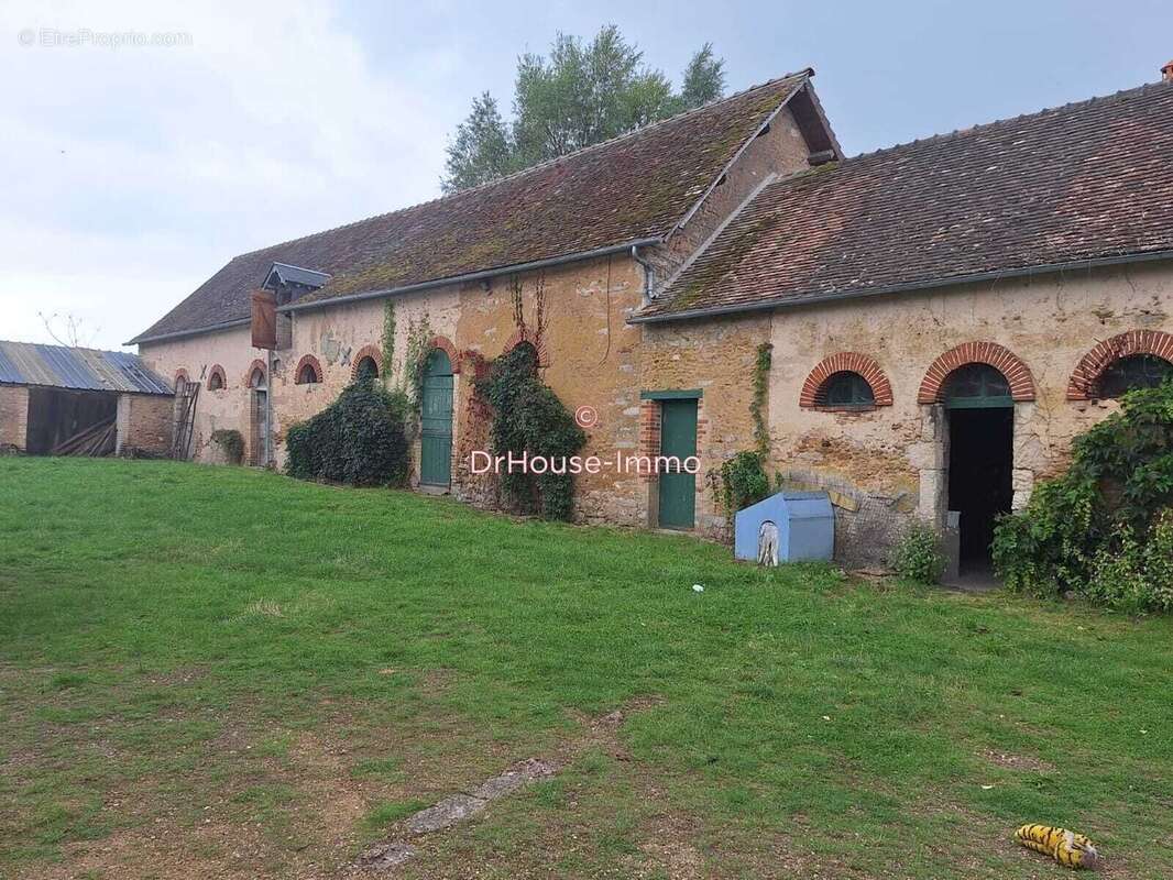 Maison à PARIGNE-L'EVEQUE