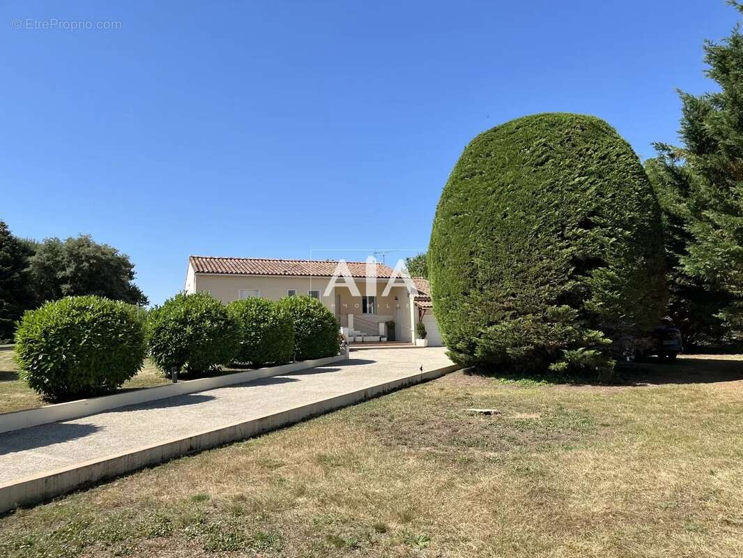 Maison à MAINE-DE-BOIXE