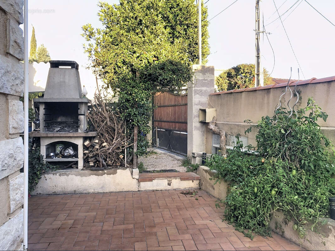 Appartement à MARSEILLE-15E