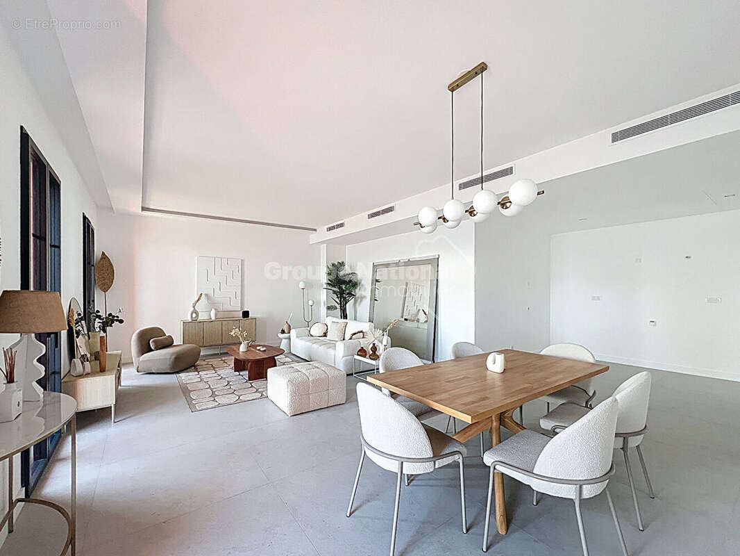 Appartement à THEOULE-SUR-MER