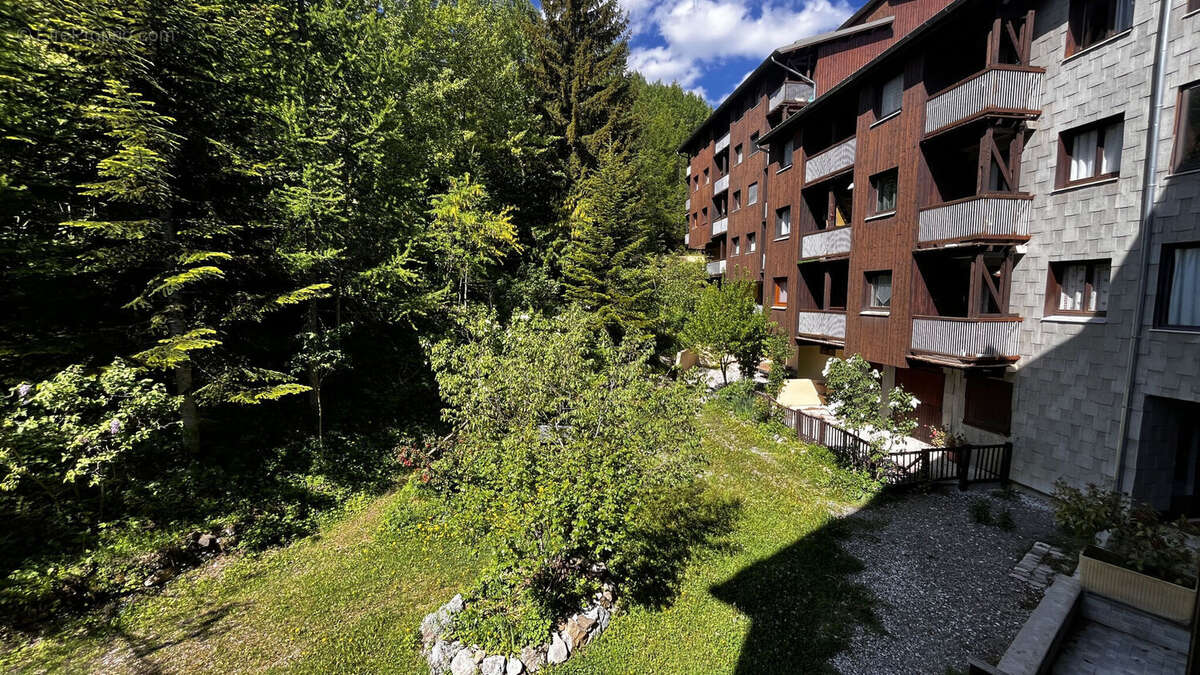 Appartement 25 m² à Allos  - photo 8