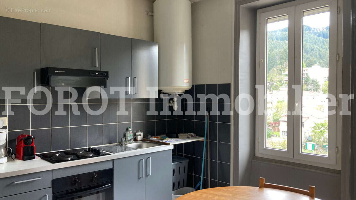 Appartement à LE CHEYLARD