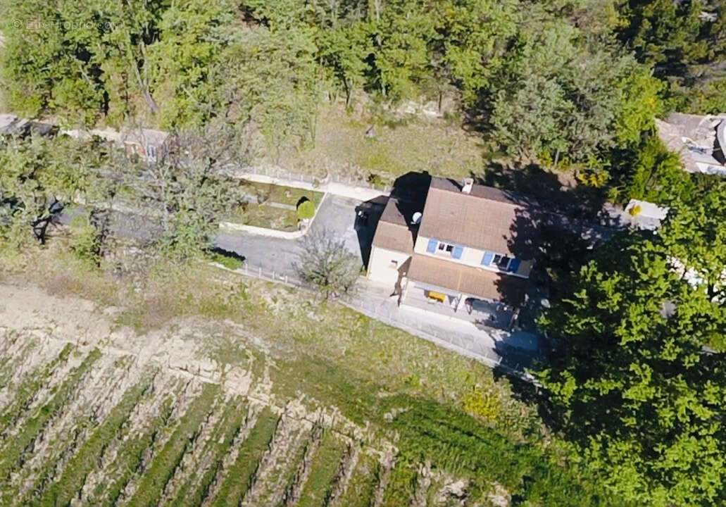Maison à BUIS-LES-BARONNIES
