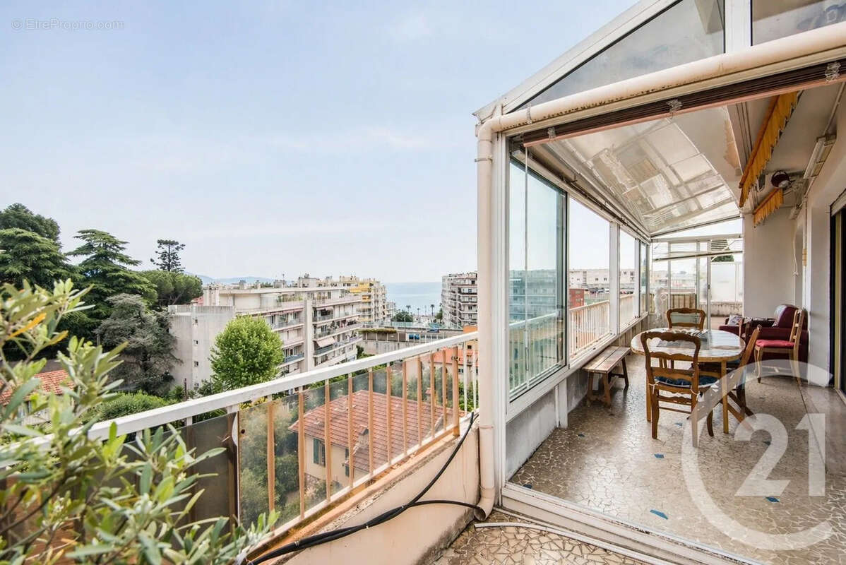 Appartement à NICE