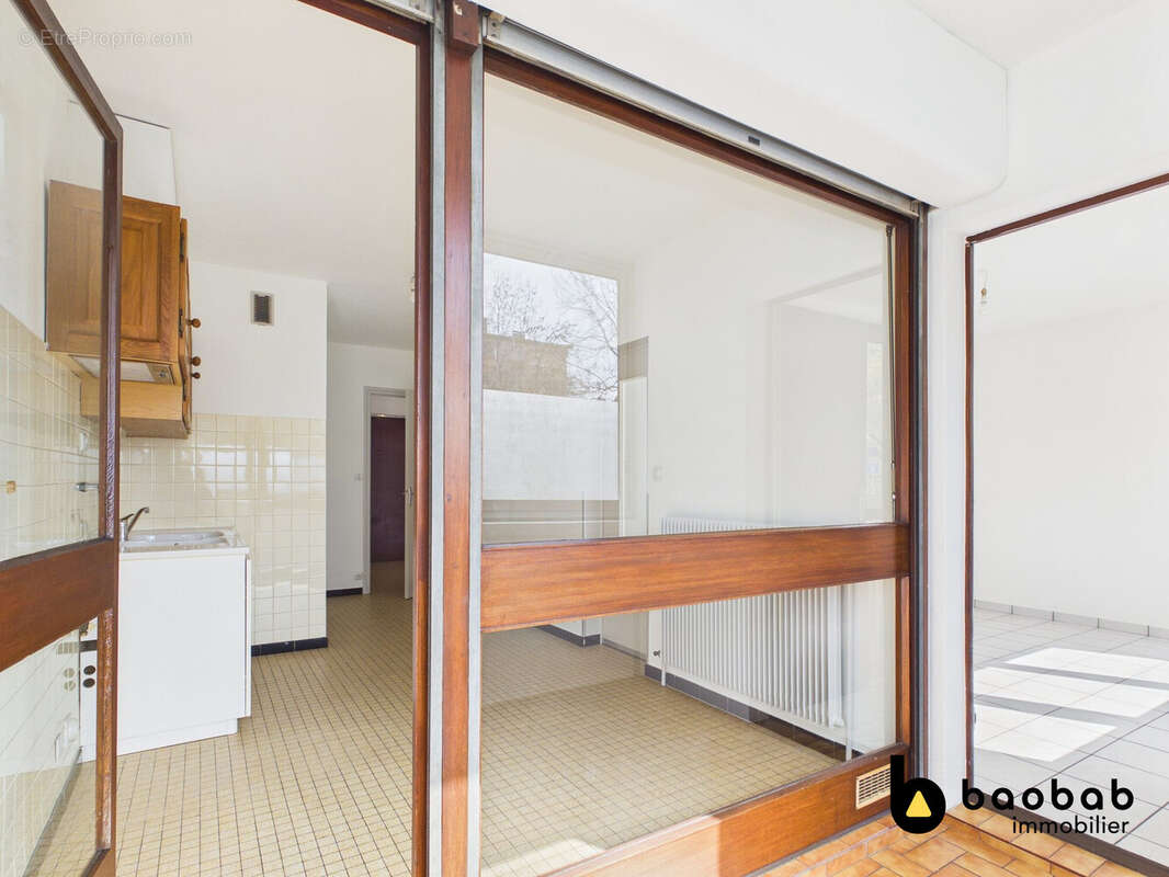 Appartement 47 m² à Chambery  - photo 9