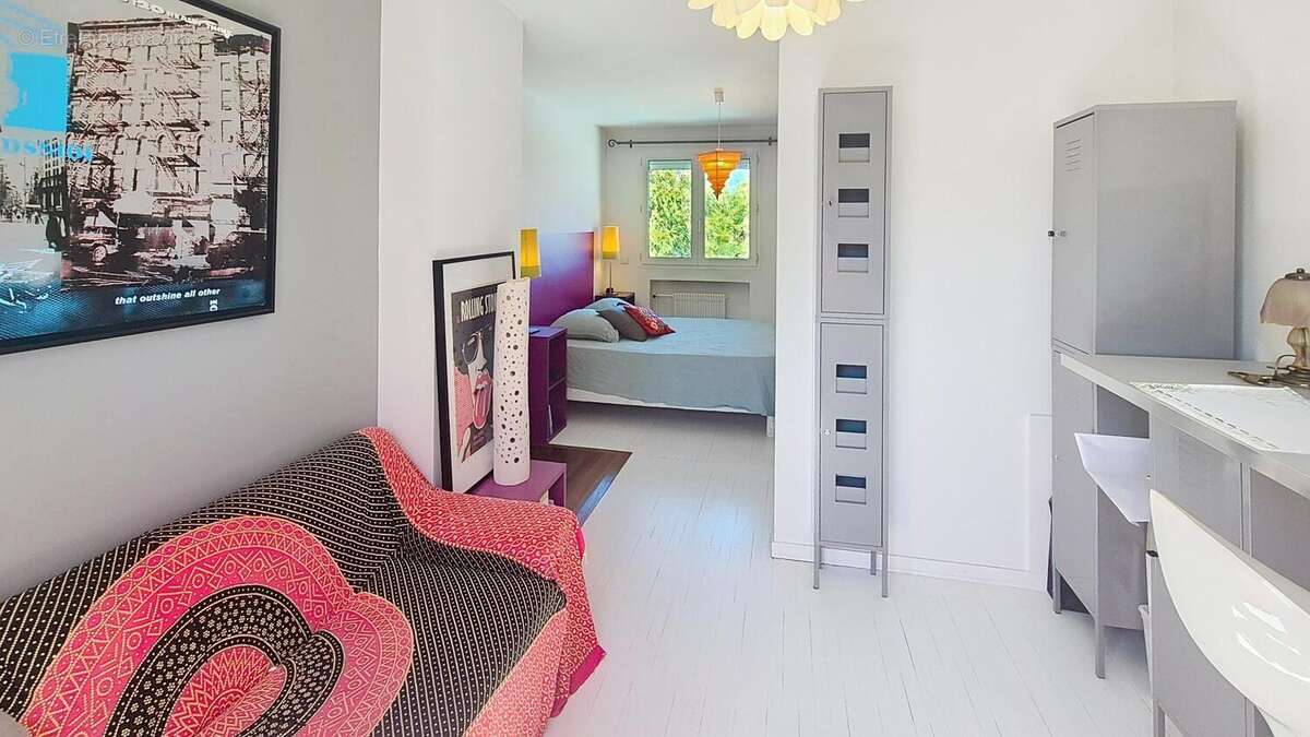 Photo 9 - Maison à SAINT-ETIENNE