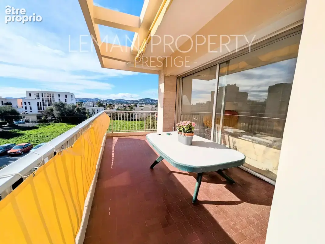 Appartement T2 de 62 m2. terrasse de 22 m2 PARKING - photo 6