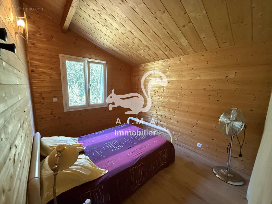 Mios, sur 2390m2 de jardin, belle maison 3 ch, beau séjour/cuisine lumineux, sdb, sde, deux wc, terrasses - photo 6