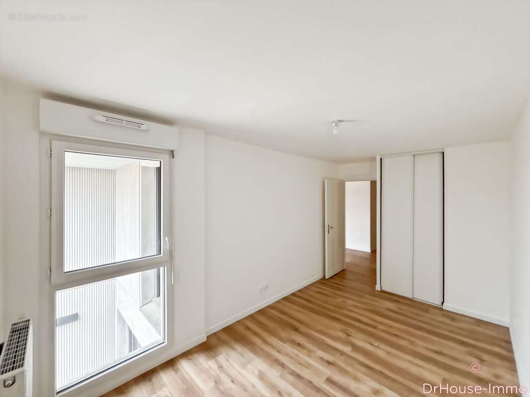 Appartement 61 m² à Merignac  - photo 9