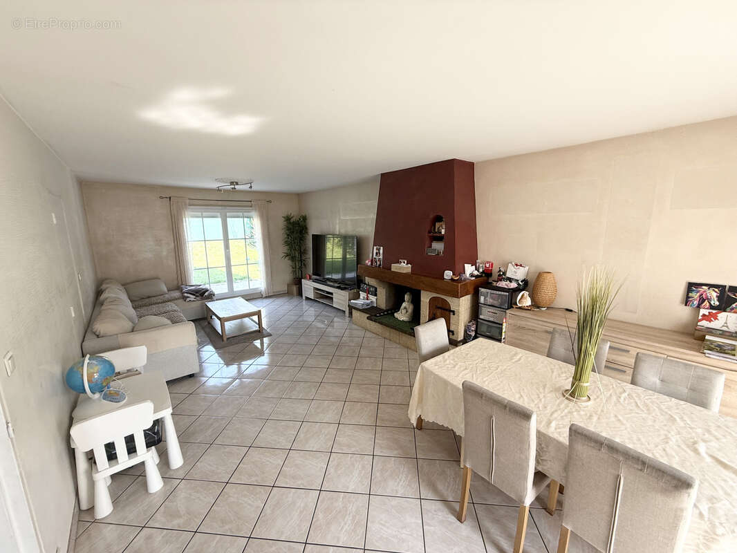 Maison à VILLEPINTE