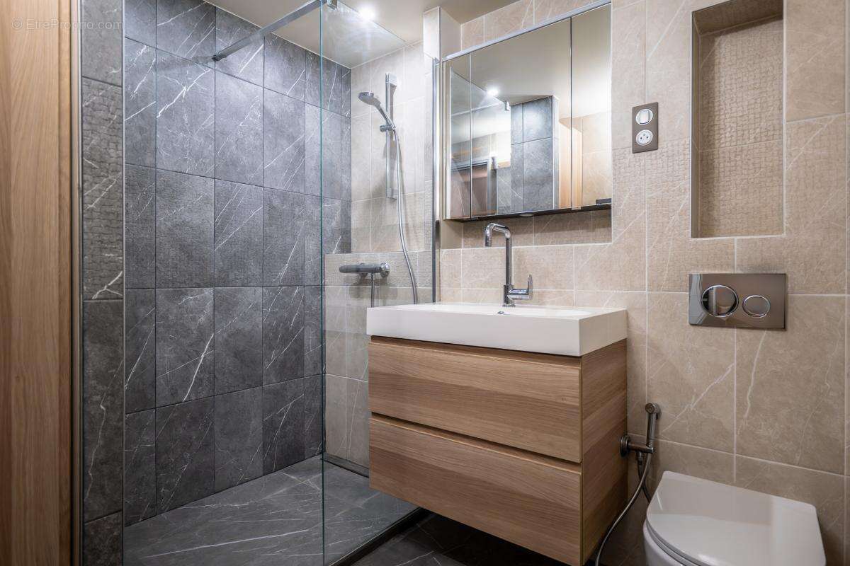 Appartement à PARIS-2E