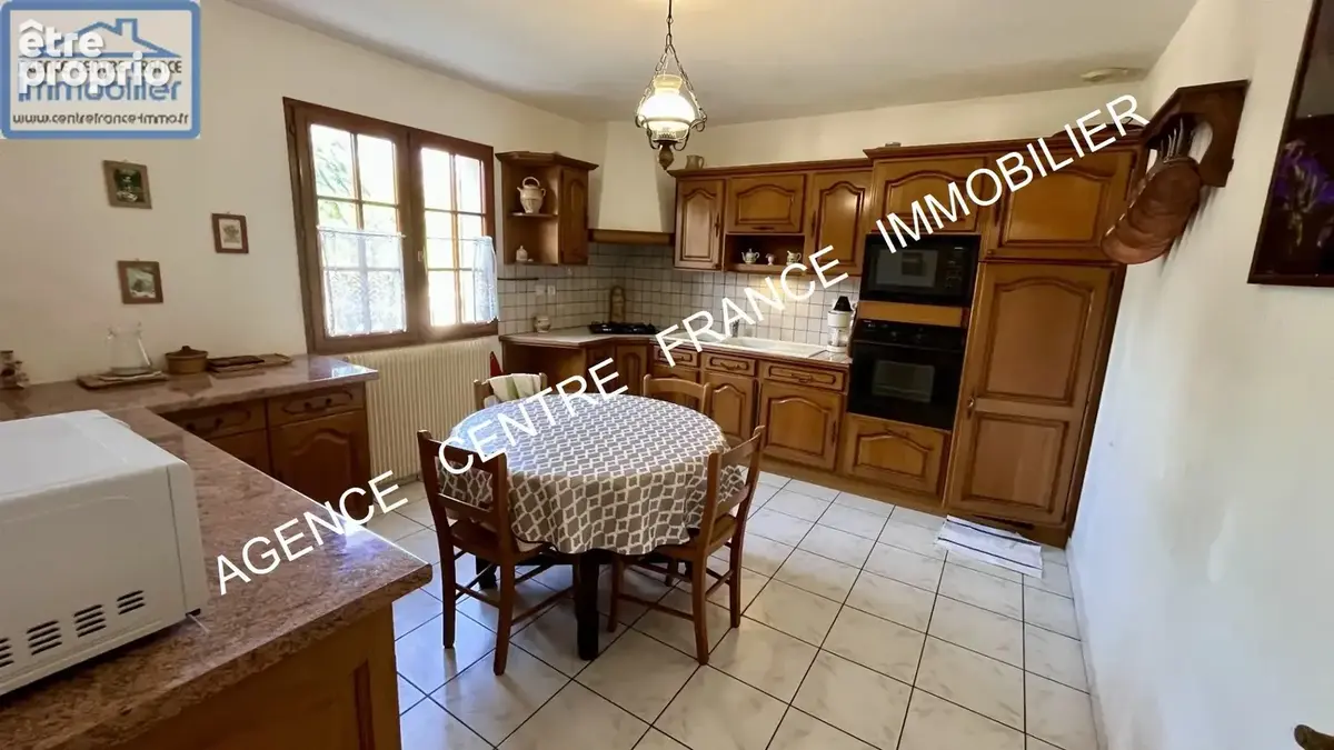 Maison de 150 m² avec 4 chambres - photo 4
