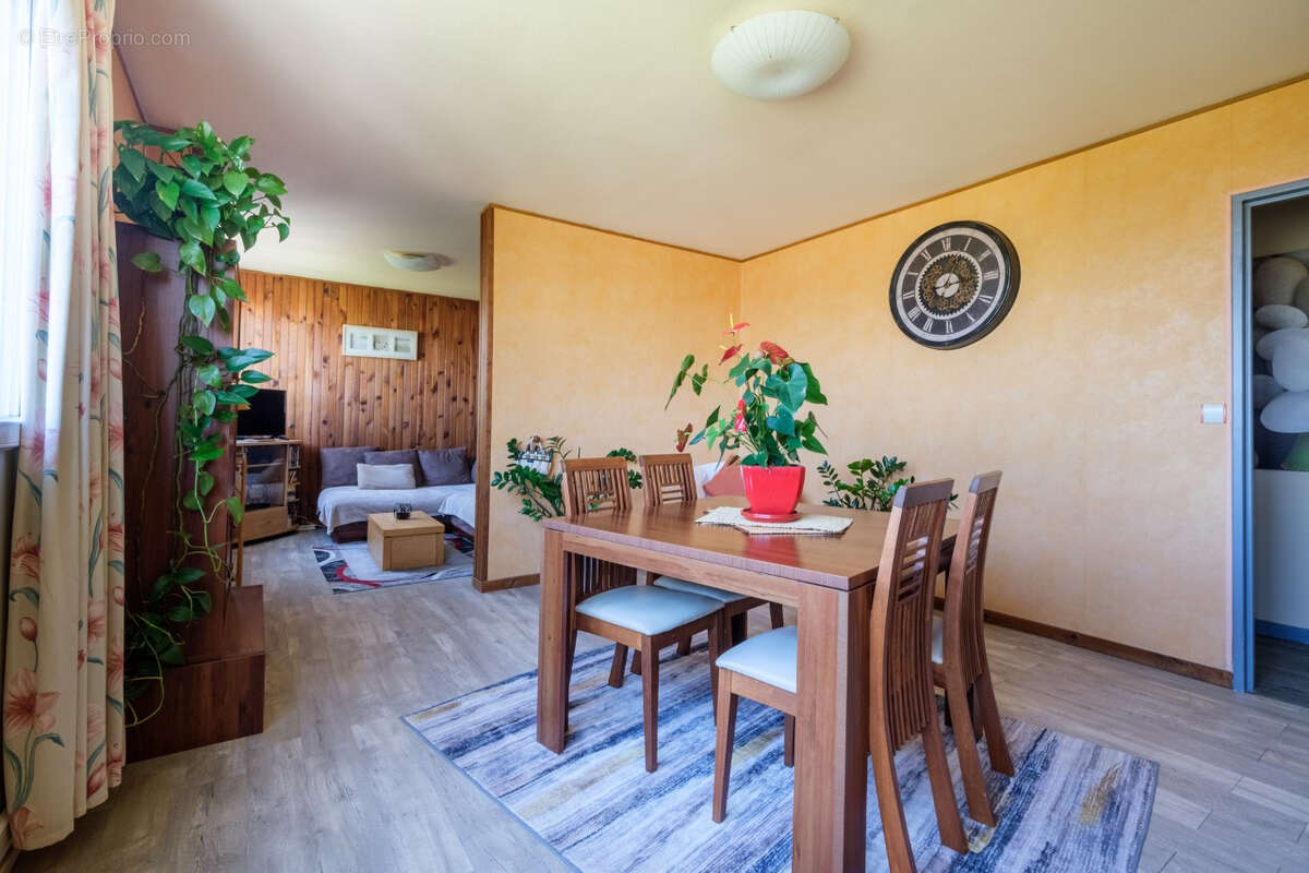 Bordeaux Parc Rivière - Appartement T6 de 97 m² avec parking et cave - photo 2