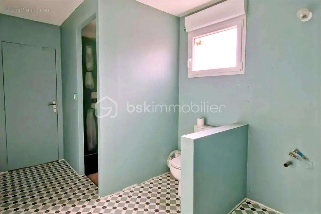 Maison à ARGENTRE-DU-PLESSIS