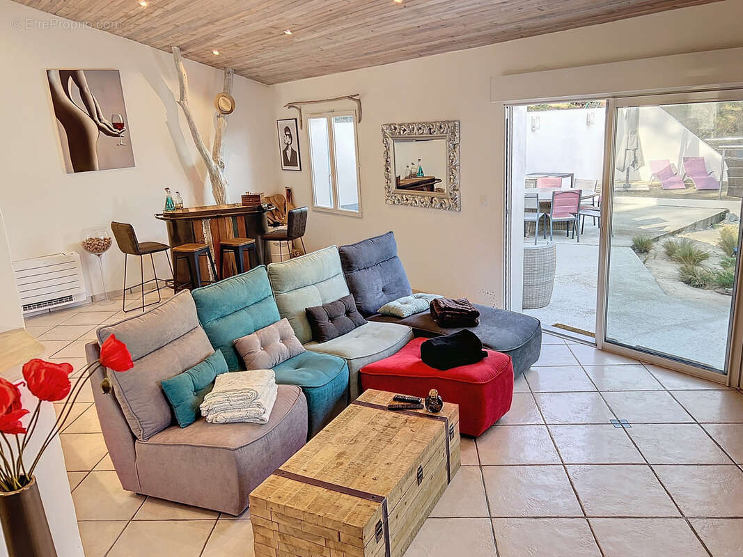 Maison à MESCHERS-SUR-GIRONDE