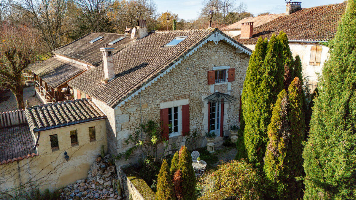 Maison à DOUZILLAC