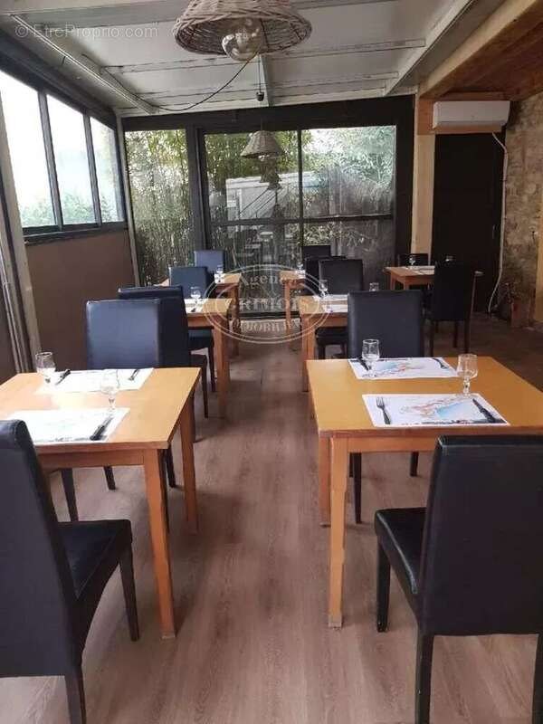 Commerce à LEZIGNAN-CORBIERES