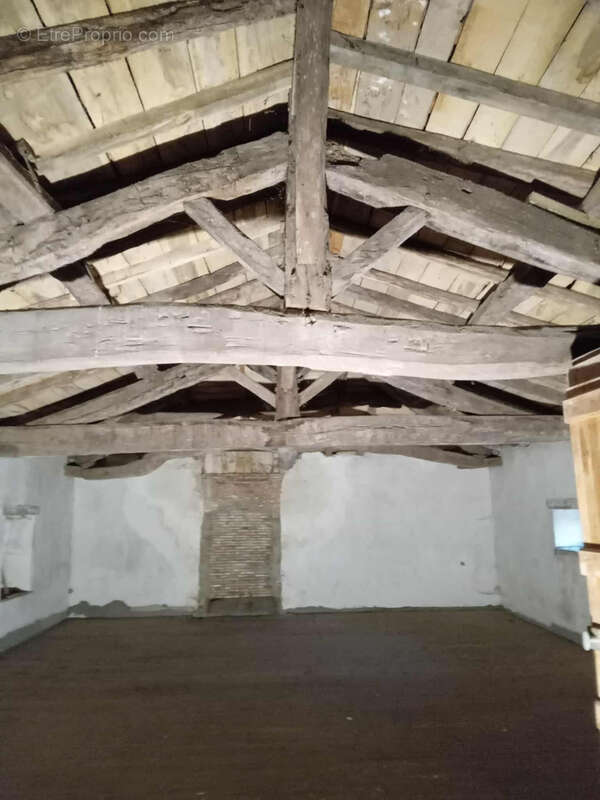 Maison à MACQUEVILLE