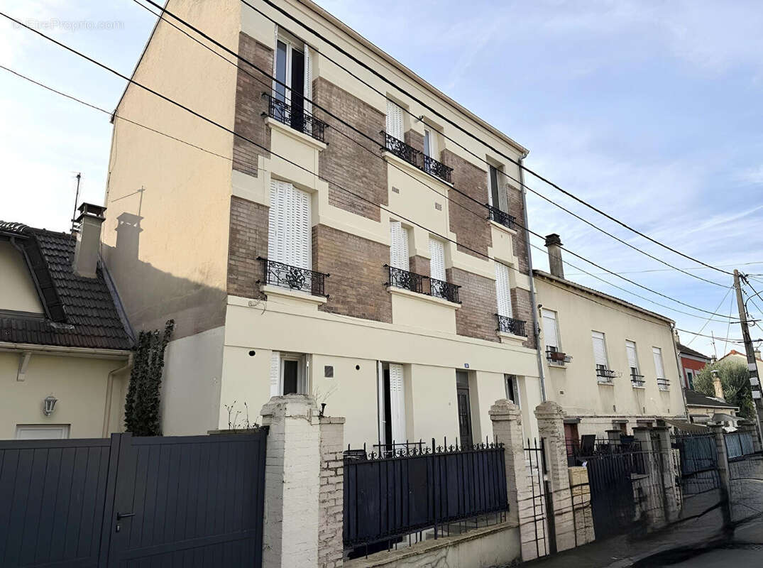 Appartement à PIERREFITTE-SUR-SEINE