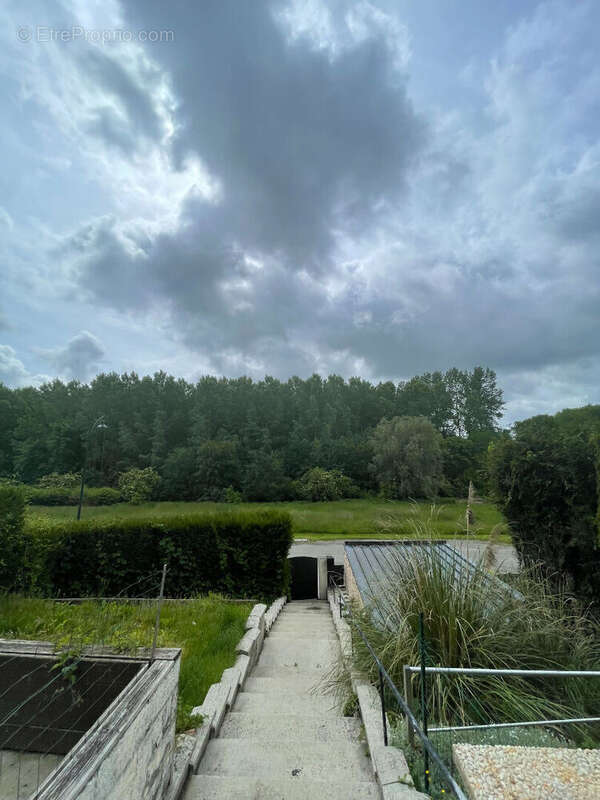 Maison à FLAVIGNY-LE-GRAND-ET-BEAURAIN