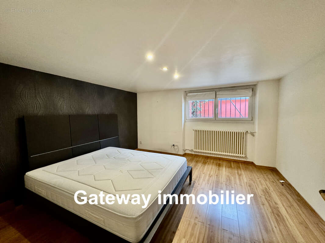 Maison à CLERMONT-FERRAND