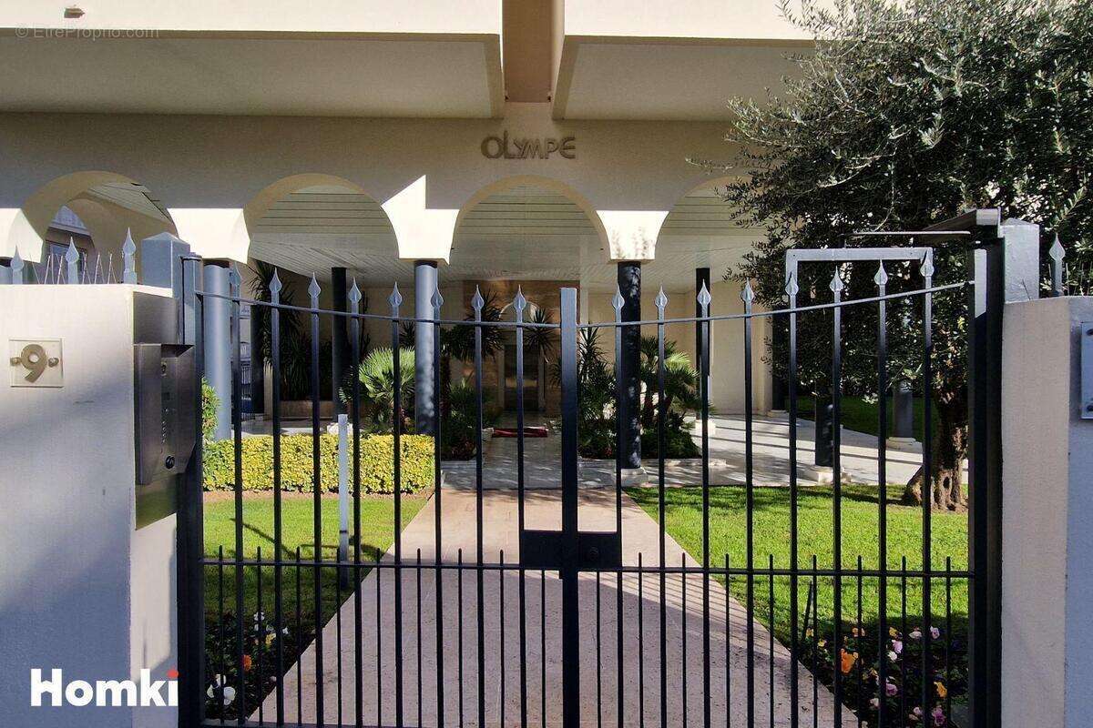 Appartement à LE CANNET