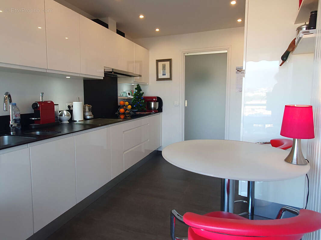 Appartement à MANDELIEU-LA-NAPOULE