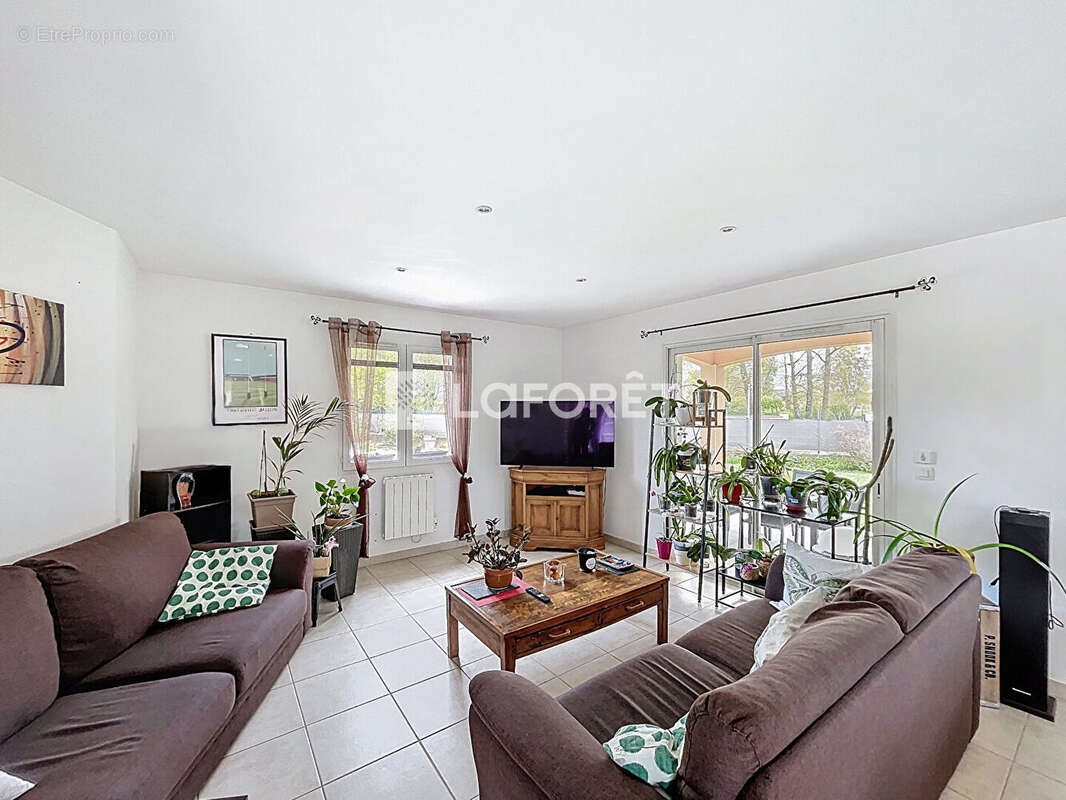 Maison à CASTELSARRASIN