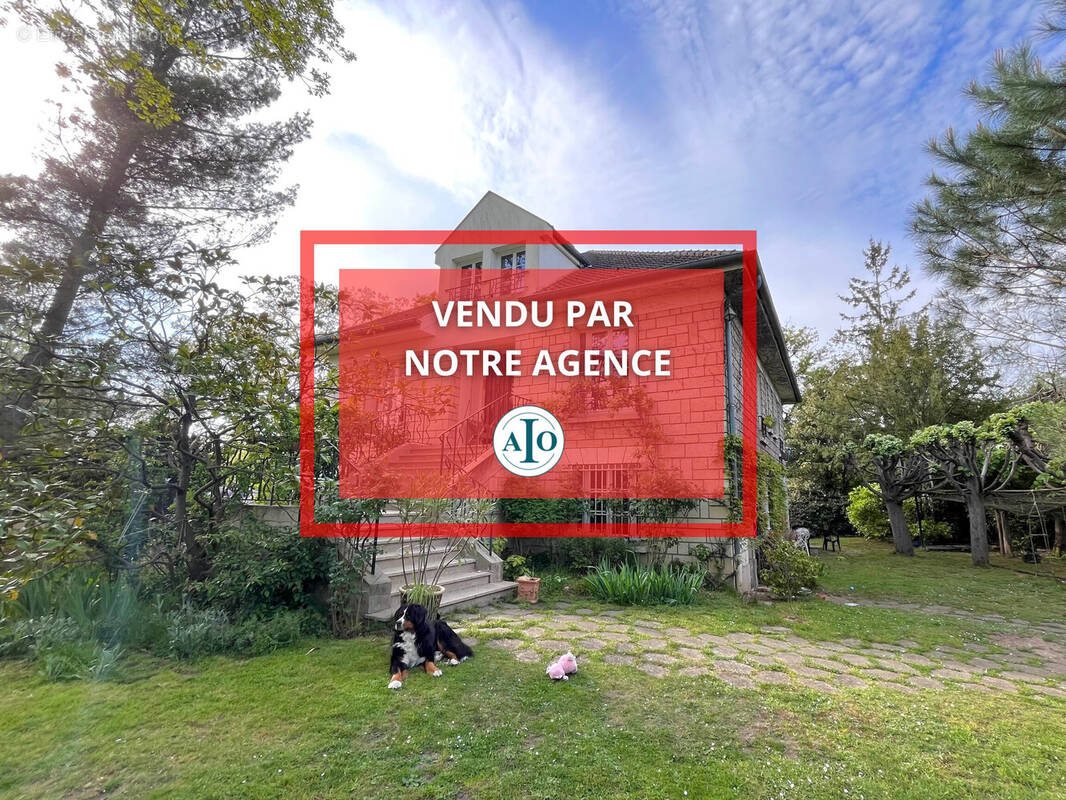 Maison à LE VESINET