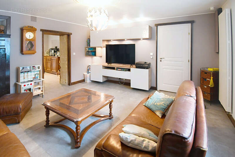 Maison à MERCY-LE-BAS