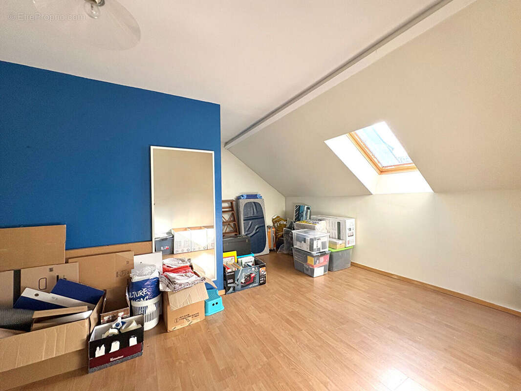 Maison à SAINT-CYR-L'ECOLE