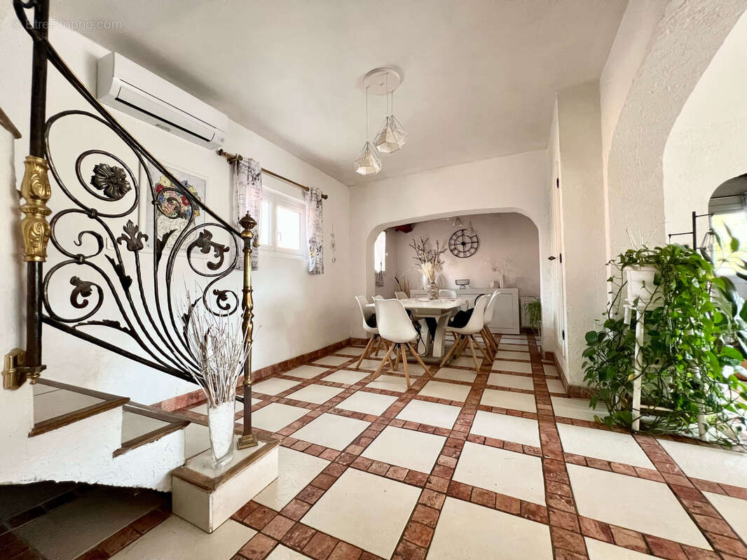 Maison à LA DESTROUSSE